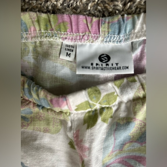 Spirit Activewear 100% linen cropped pants in pastel color floral design medium - Picture 2 of 7